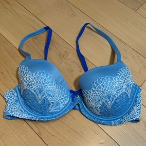 Victoria’s Secret Lined Demi Bra 34C